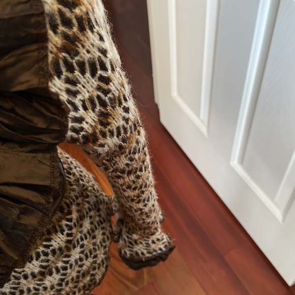 Two TCV sweater jacket. - Picture 5 of 8